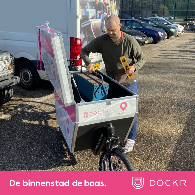 MOBIAN en DOCKR lanceren een uniek P+R concept met een elektrische cargo bike in Amsterdam.