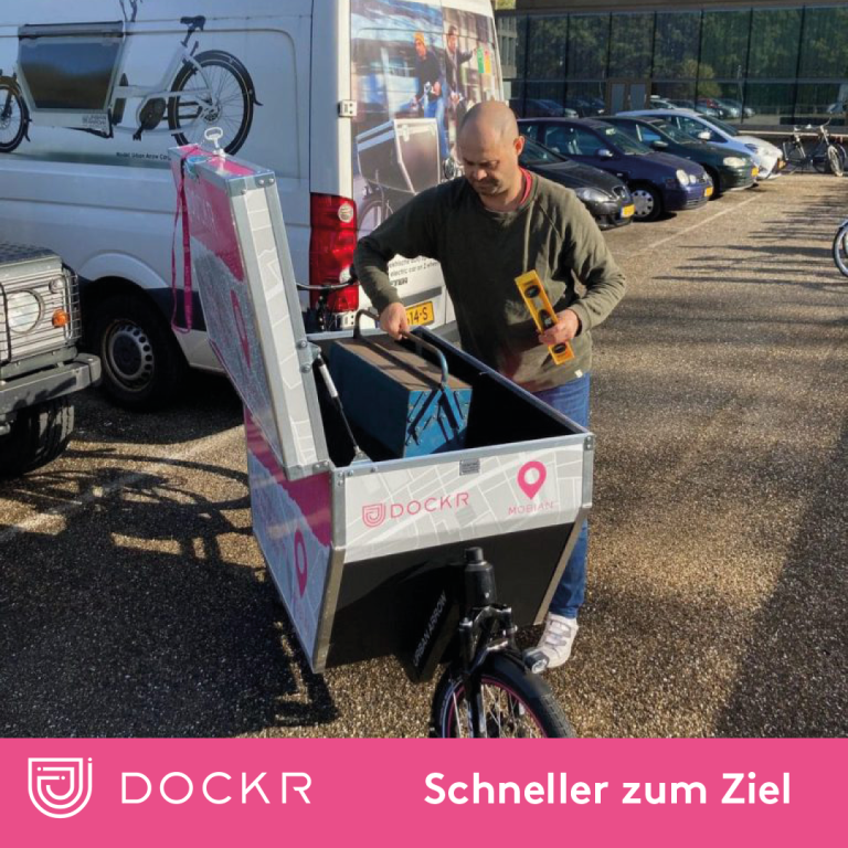 MOBIAN en DOCKR lanceren een uniek P+R concept met een elektrische cargo bike in Amsterdam.