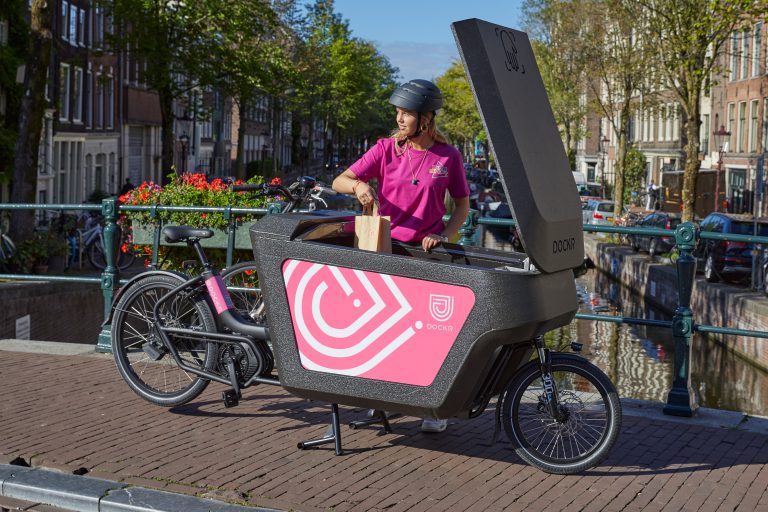 DOCKR bakfiets Urban Arrow L